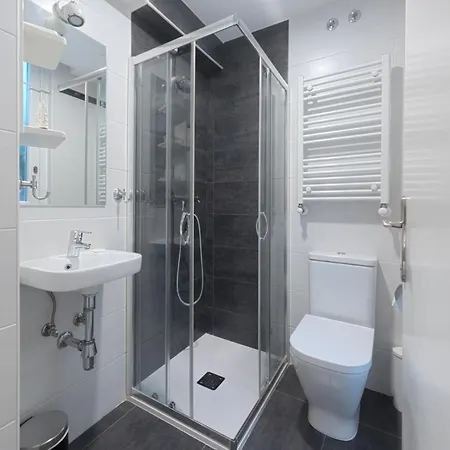 ゲストハウス Kumano Kodo By En Casa サンティアゴ・デ・コンポステーラ